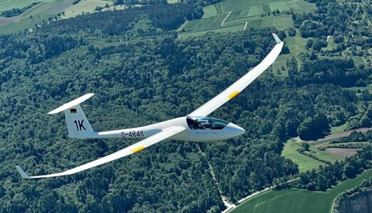 Neue Segelflugzeuge